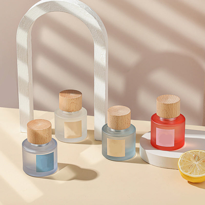 Kundengebundene zylinderförmige hölzerne Parfüm-Kappen-mehrfache Farboberflächenwahlen
