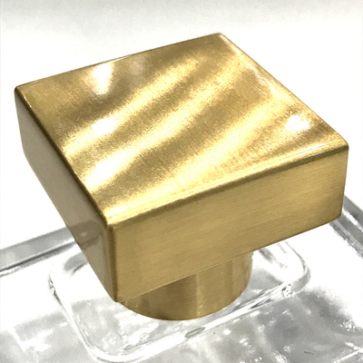 kaufen 31*31*28mm Zamak Parfümkappen Customized Logo Seidenbildschirm gedruckt online manufacture