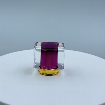 kaufen 15mm Plastic Perfume Bottle Cap with Golden Chrome Black Purple Plating and 150°F Temperature Resistance online manufacture