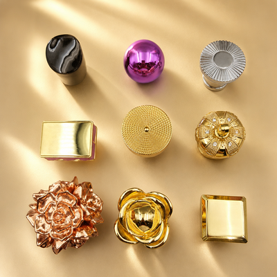 Besorgen Gold polierte Zamak-Parfümkappe für High-End-Duftflasche mit Pumpe Zinklegierung Abdeckung Magnetische Parfümflaschen-Kappe Online-Herstellung