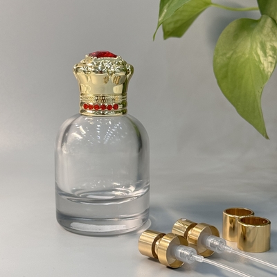 Personalisieren Duftverpackung Zamak Parfum Kappen Metall Material und Personalisierung Optionen